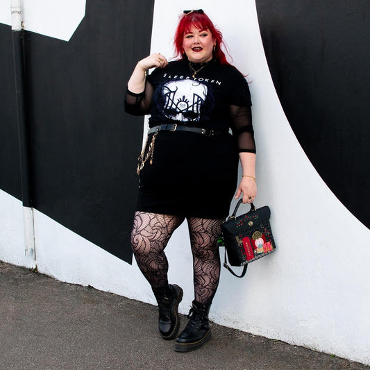 The Most Luxurious Dark Romantic Style Clothing to Elevate Your Wardrobe